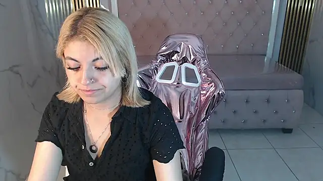 Snapshot of lili_conor_s chatting on 20, 3, 2025 lili conor s online show from 20, 3, 2025