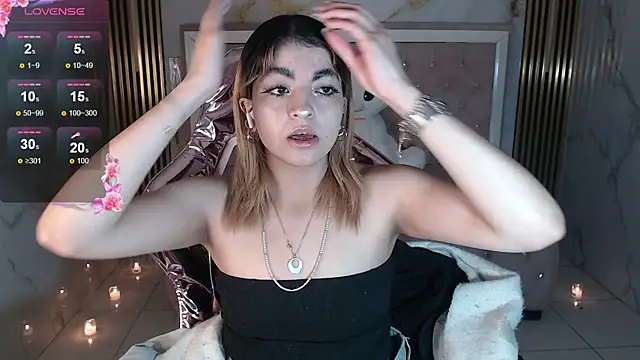 Snapshot of lili_conor_s chatting on 20, 9, 2025 lili conor s online show from 20, 9, 2025