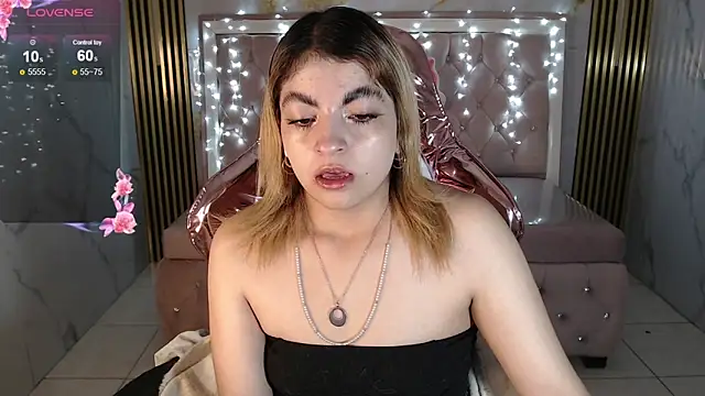 Snapshot of lili_conor_s chatting on 24, 9, 2025 lili conor s online show from 24, 9, 2025