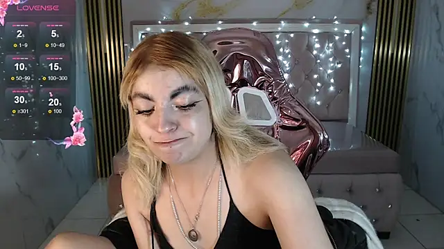 Snapshot of lili_conor_s chatting on 26, 9, 2025 lili conor s online show from 26, 9, 2025