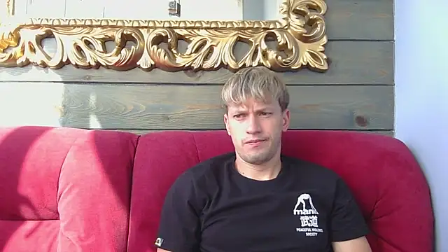 Snapshot of frama666 chatting on 17, 9, 2025 frama666 online show from 17, 9, 2025