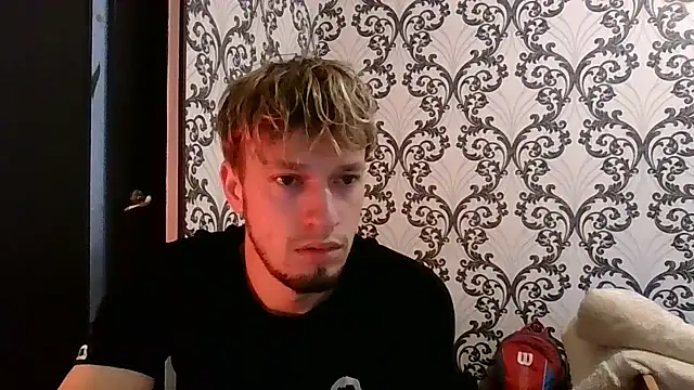 Snapshot of frama666 chatting on 3, 10, 2025 frama666 online show from 3, 10, 2025