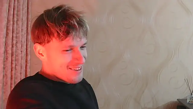 Snapshot of frama666 chatting on 1, 12, 2025 frama666 online show from 1, 12, 2025