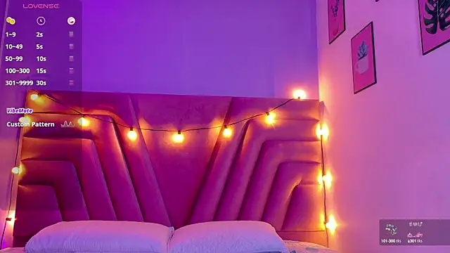 Snapshot of innocenthazel chatting on 20, 9, 2025 innocenthazel online show from 20, 9, 2025