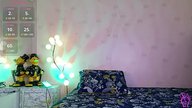 innocenthazel online show from 18, 4, 2026