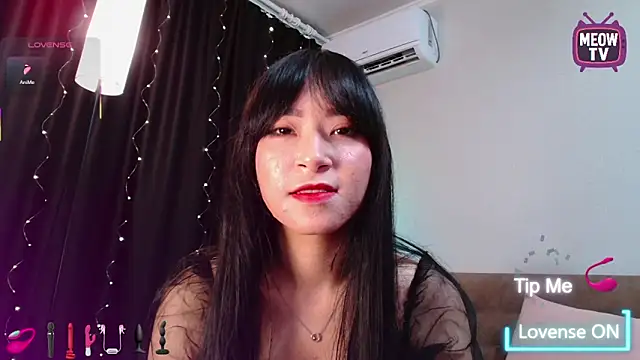 Snapshot of miyakimi0101 chatting on 12, 9, 2025 miyakimi0101 online show from 12, 9, 2025