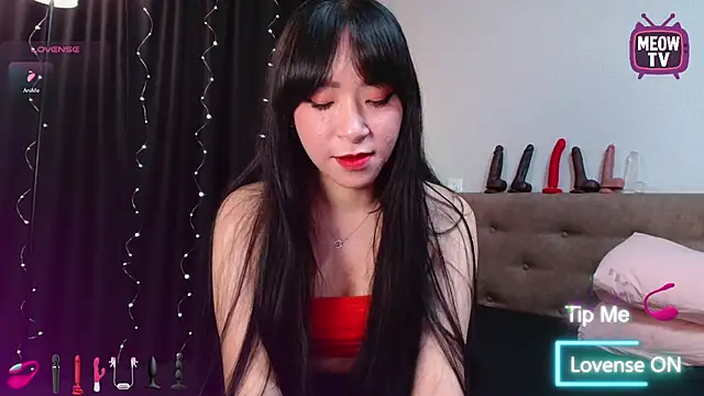 Snapshot of miyakimi0101 chatting on 3, 10, 2025 miyakimi0101 online show from 3, 10, 2025