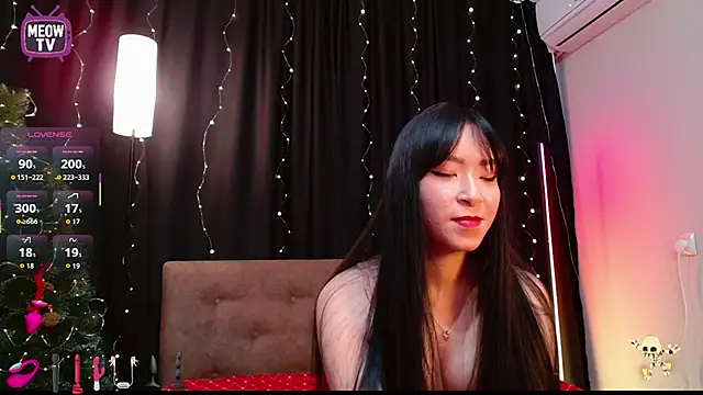 Snapshot of miyakimi0101 chatting on 15, 12, 2025 miyakimi0101 online show from 15, 12, 2025