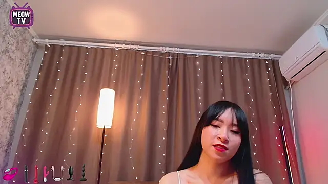 Snapshot of miyakimi0101 chatting on 4, 2, 2026 miyakimi0101 online show from 4, 2, 2026