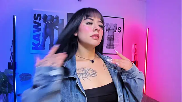 Selene bennet online show from 1, 2, 2026