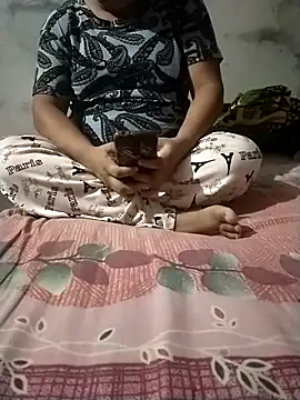 Snapshot of sharnjit299 chatting on 9, 9, 2025 sharnjit299 online show from 9, 9, 2025