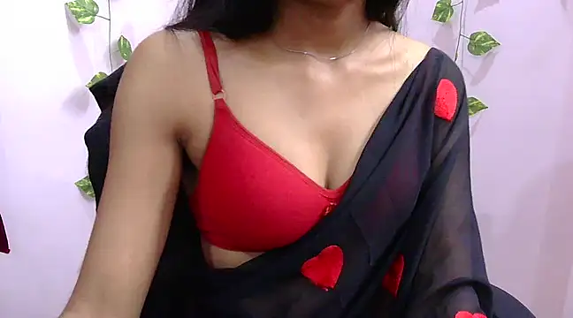 Snapshot of Cute_Pihu01 chatting on 2, 3, 2025 Cute Pihu01 online show from 2, 3, 2025