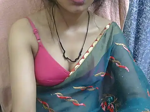 Snapshot of Cute_Pihu01 chatting on 11, 9, 2025 Cute Pihu01 online show from 11, 9, 2025
