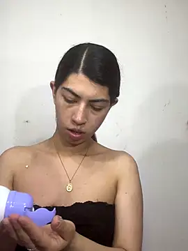 Snapshot of Cassie_bloom chatting on 26, 9, 2025 Cassie bloom online show from 26, 9, 2025