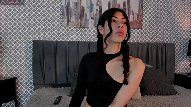 Snapshot of Cassie_bloom chatting on 30, 10, 2025 Cassie bloom online show from 30, 10, 2025