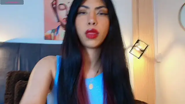 Snapshot of Cassie_bloom chatting on 14, 11, 2025 Cassie bloom online show from 14, 11, 2025