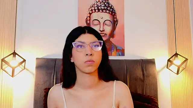 Snapshot of Cassie_bloom chatting on 26, 11, 2025 Cassie bloom online show from 26, 11, 2025