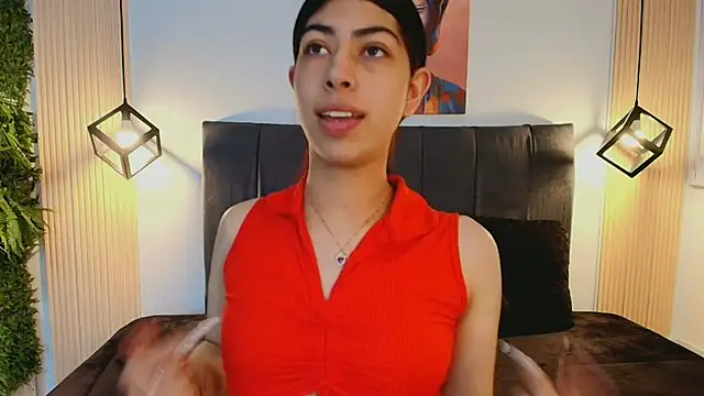 Snapshot of Cassie_bloom chatting on 22, 12, 2025 Cassie bloom online show from 22, 12, 2025