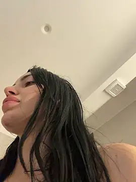 Mia Splash online show from 2, 6, 2026