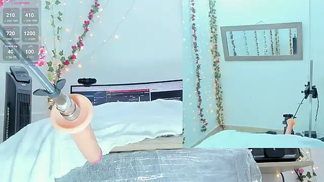 Genesis Love   online show from 28, 2, 2025