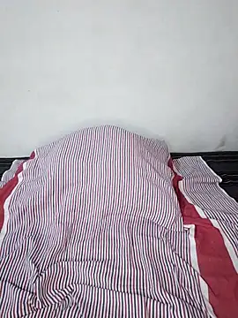 Snapshot of Ashugril_hot chatting on 4, 11, 2025 Ashugril hot online show from 4, 11, 2025