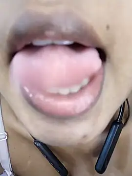 Snapshot of Ashugril_hot chatting on 15, 12, 2025 Ashugril hot online show from 15, 12, 2025