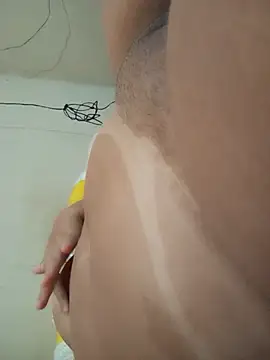 Milynhaofc online show from 9, 10, 2025