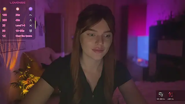 Snapshot of CherryRed_Girl chatting on 10, 11, 2025 CherryRed Girl online show from 10, 11, 2025