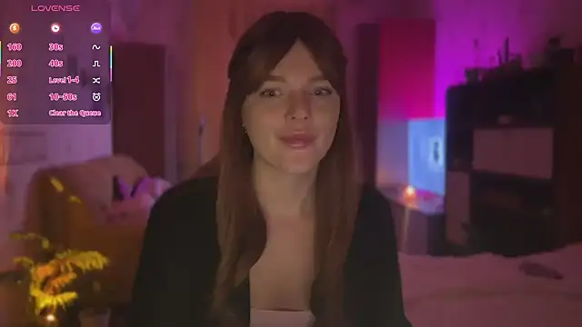 Snapshot of CherryRed_Girl chatting on 25, 11, 2025 CherryRed Girl online show from 25, 11, 2025