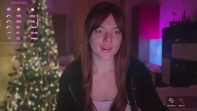 Snapshot of CherryRed_Girl chatting on 13, 12, 2025 CherryRed Girl online show from 13, 12, 2025