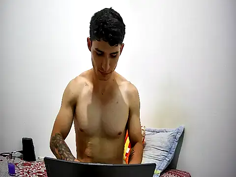 Brian lumper01 online show from 5, 3, 2025