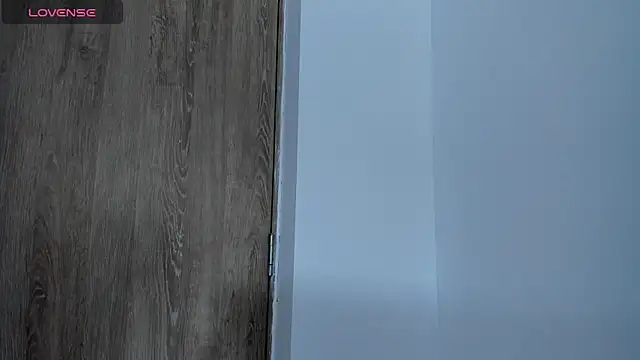 ScarletThompsonx online show from 14, 11, 2025