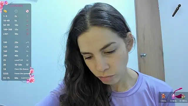 Snapshot of jessyegoldenn chatting on 15, 11, 2025 jessyegoldenn online show from 15, 11, 2025