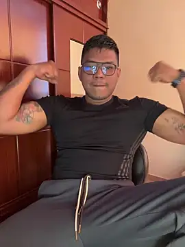 Saipuer31 online show from 14, 4, 2026