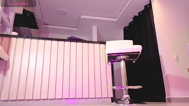 tatiana 10 online show from 11, 4, 2026