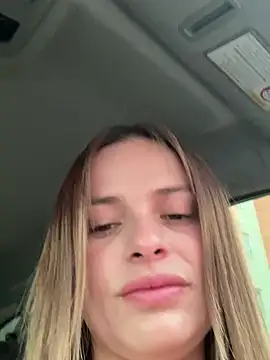 Snapshot of gynna_kimera chatting on 1, 3, 2025 gynna kimera online show from 1, 3, 2025