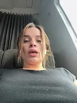 Snapshot of gynna_kimera chatting on 6, 3, 2025 gynna kimera online show from 6, 3, 2025