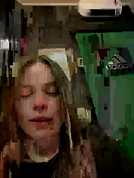 Snapshot of gynna_kimera chatting on 14, 12, 2025 gynna kimera online show from 14, 12, 2025