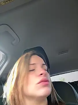 Snapshot of gynna_kimera chatting on 16, 12, 2025 gynna kimera online show from 16, 12, 2025