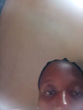 Snapshot of LoveDropss chatting on 15, 11, 2025 LoveDropss online show from 15, 11, 2025