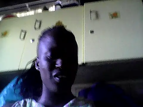 Snapshot of LoveDropss chatting on 30, 11, 2025 LoveDropss online show from 30, 11, 2025