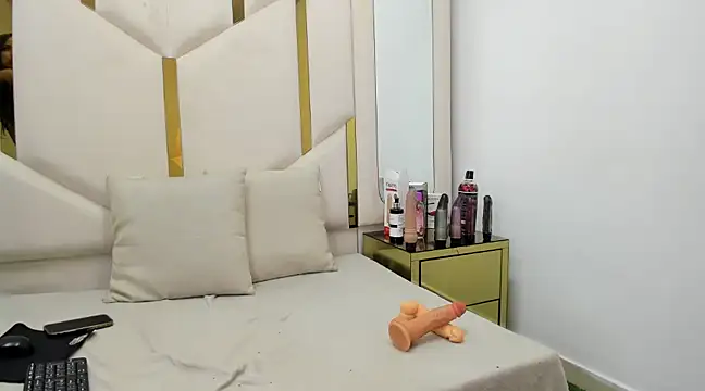 Snapshot of Kendall_6669 chatting on 28, 2, 2025 Kendall 6669 online show from 28, 2, 2025