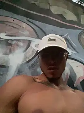 Snapshot of MaxxxSteil chatting on 10, 3, 2025 MaxxxSteil online show from 10, 3, 2025