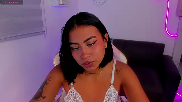 Snapshot of Ivyy_Moon_ chatting on 11, 9, 2025 Ivyy Moon online show from 11, 9, 2025