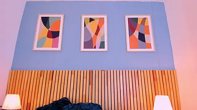 AnnieGibbyns online show from 6, 10, 2025