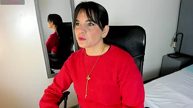 laura hotties online show from 7, 1, 2026