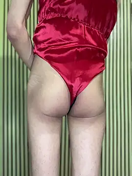 Snapshot of Femboylili chatting on 10, 4, 2026 Femboylili online show from 10, 4, 2026