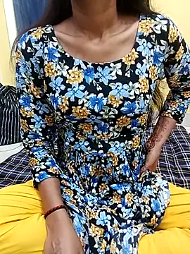 Snapshot of Reena600 chatting on 28, 2, 2025 Reena600 online show from 28, 2, 2025