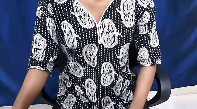 Snapshot of Reena600 chatting on 2, 3, 2025 Reena600 online show from 2, 3, 2025