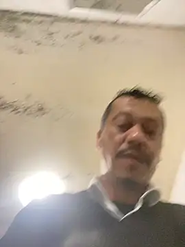 Snapshot of rogerdik76 chatting on 16, 1, 2026 rogerdik76 online show from 16, 1, 2026